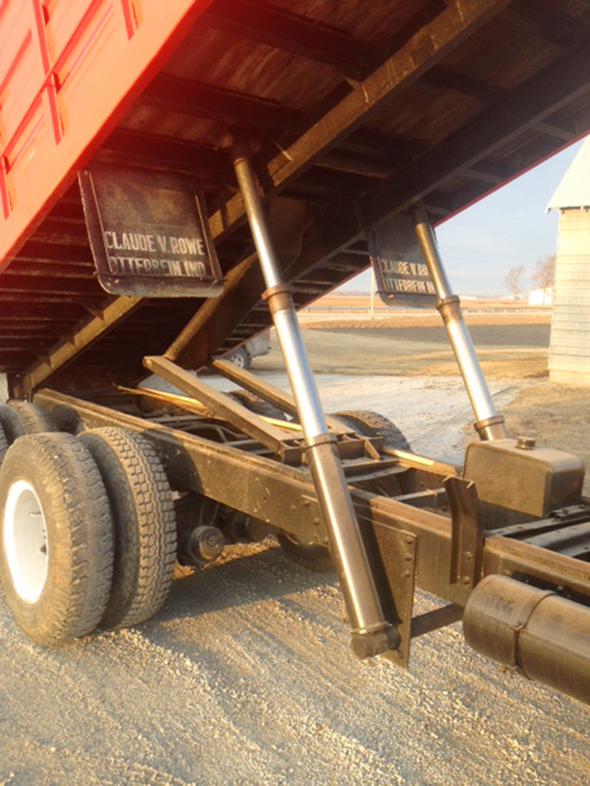 Property photo 118 - Area Farmers & Contractors Equipment Auction